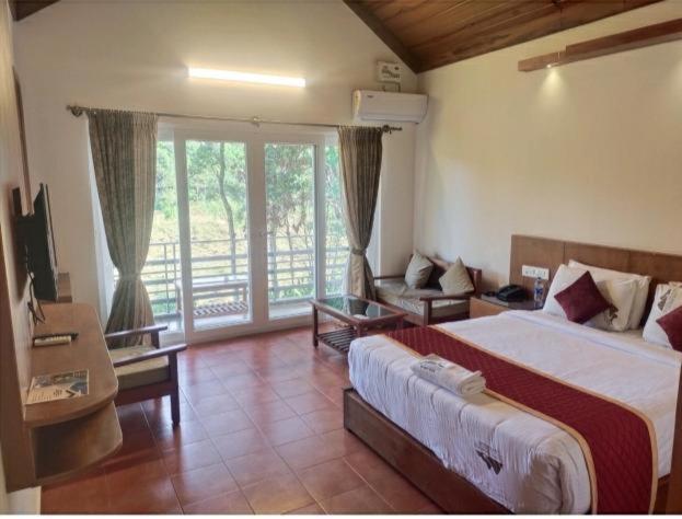 Coorggavadana Hotel Madikeri Ngoại thất bức ảnh