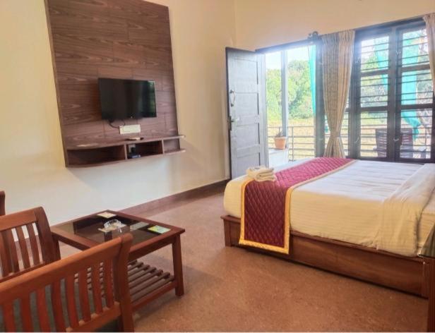Coorggavadana Hotel Madikeri Ngoại thất bức ảnh
